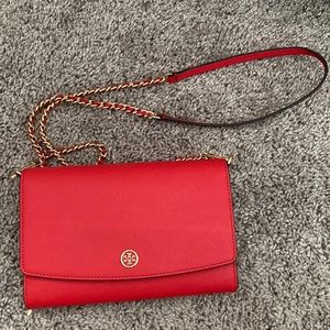 Tory Burch Robinson chain wallet